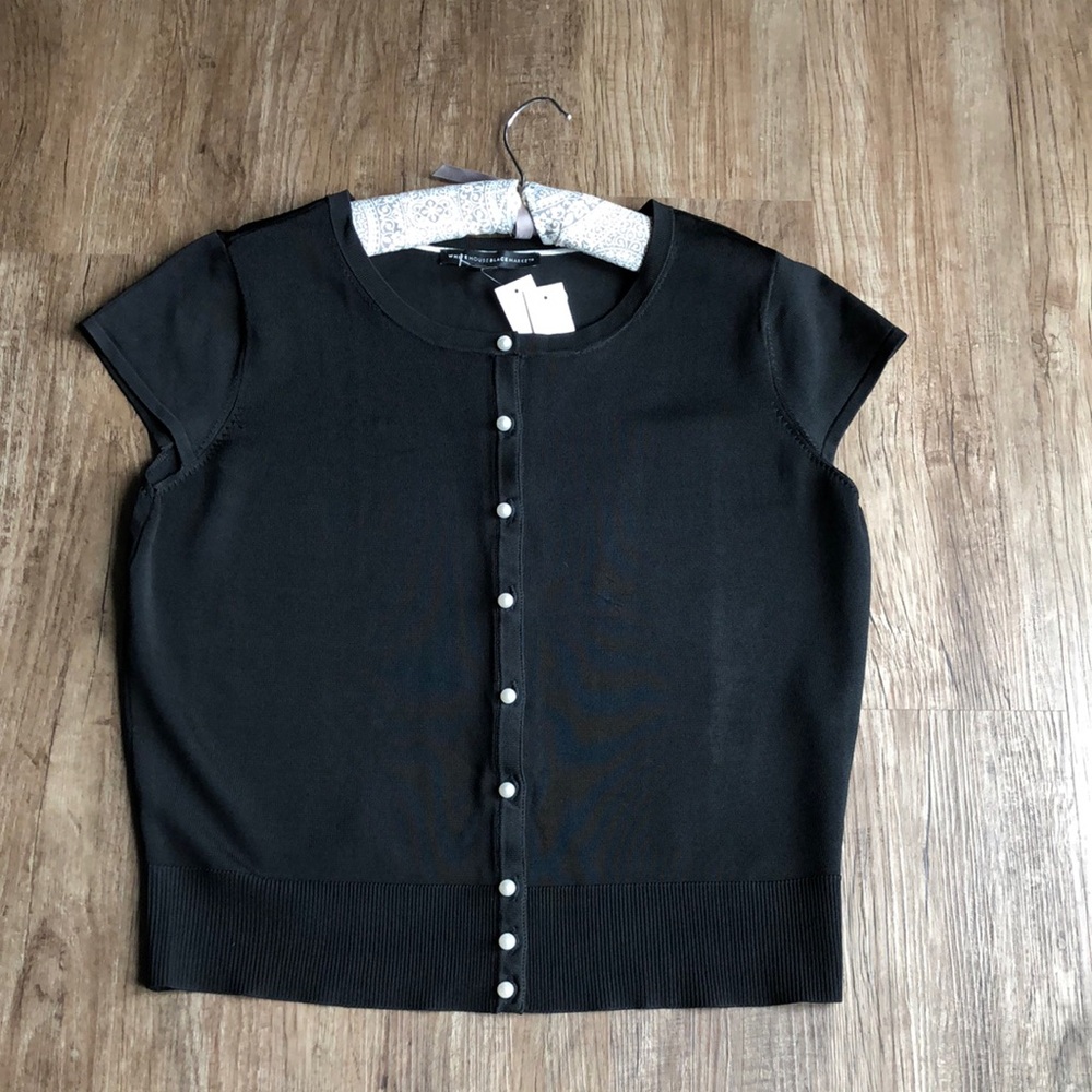 WHBM Cap sleeve cardigan in black with Pearl Buttons - Picture 3 of 9